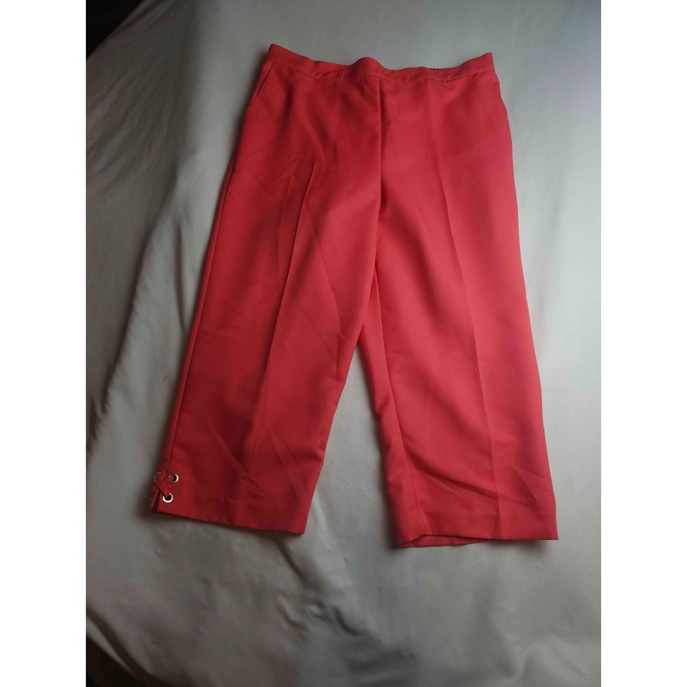 Alfred Dunner Pants Womens Size 12 Red Lace Up Capris Pull On Slacks Casual